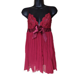Victoria Secret Medium Red‎ Lace Satin Bow Chemise Babydoll Nightgown Pleated